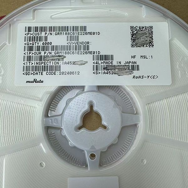 GRM188C61E226ME01D